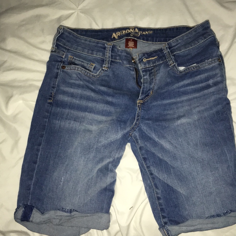 Skinny jean shorts